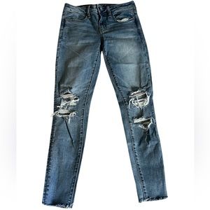 American Eagle women’s jeans.